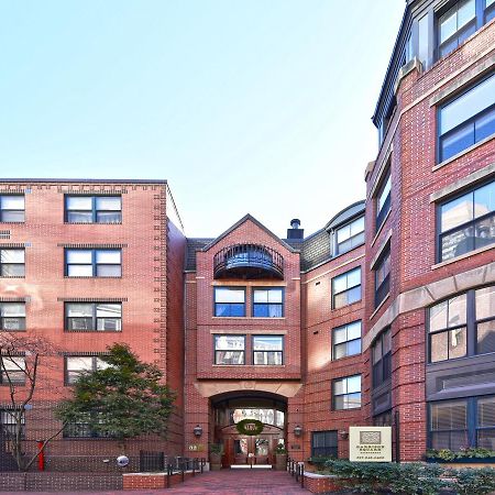 Global Luxury Suites Boston Back Bay Exterior photo