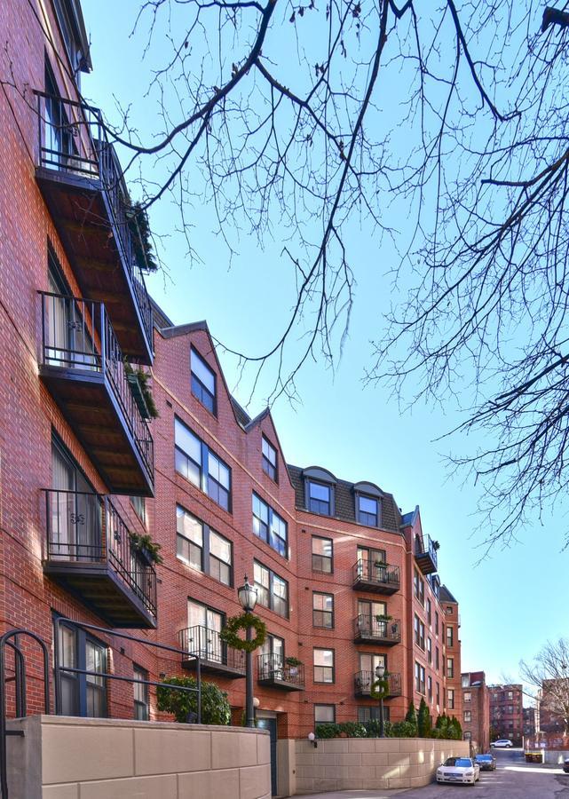 Global Luxury Suites Boston Back Bay Exterior photo